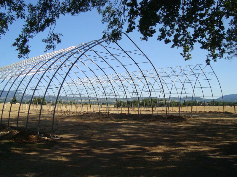 hangar de stockage BTP ou agricole en acier et PVC